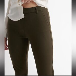 Quince Ultra-Stretch Ponte Straight leg pants Olive Green size small petite